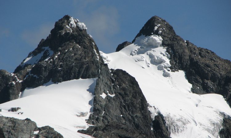 8 Days Rwenzori Hiking Safari
