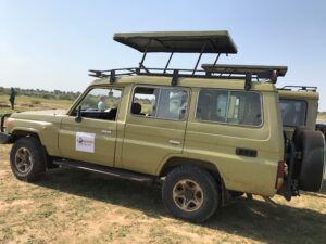 5-seater safari landcruiser